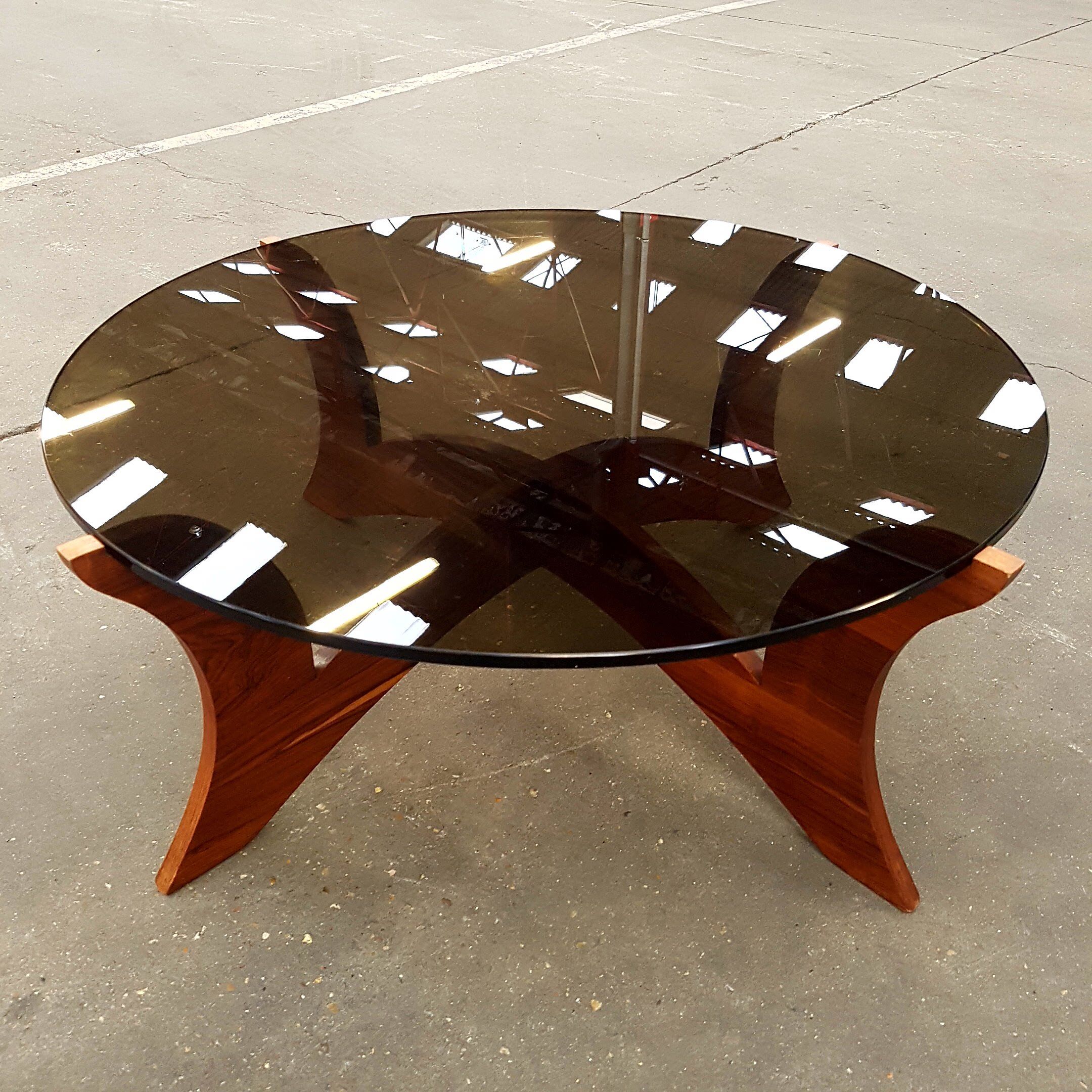 Table low Hugues Poignant base plating wood and smoked glass top
