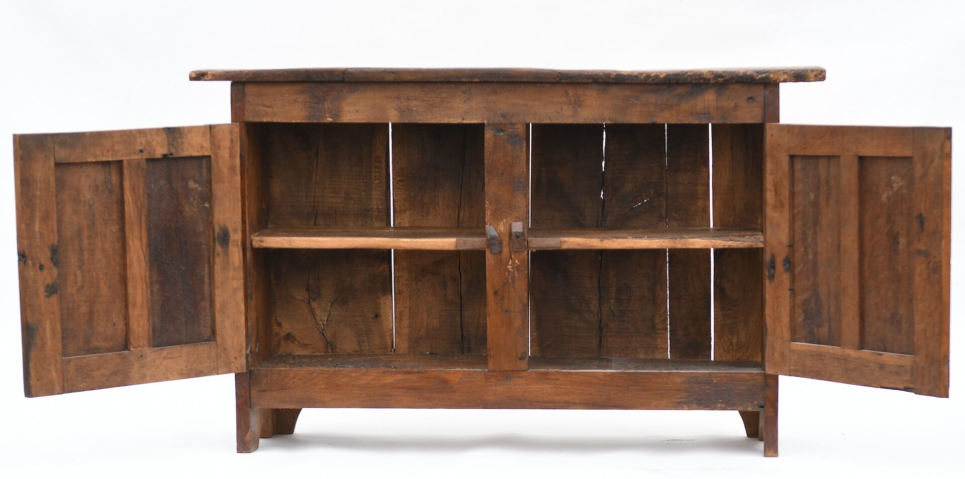 Low Spanish style buffet