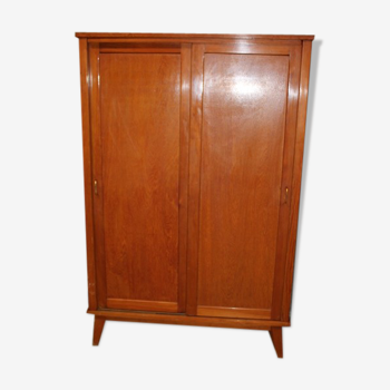 Armoire portes coulissantes