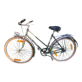 Vintage 70s lady's bike