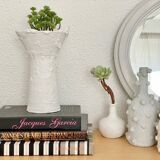Decorative white cut