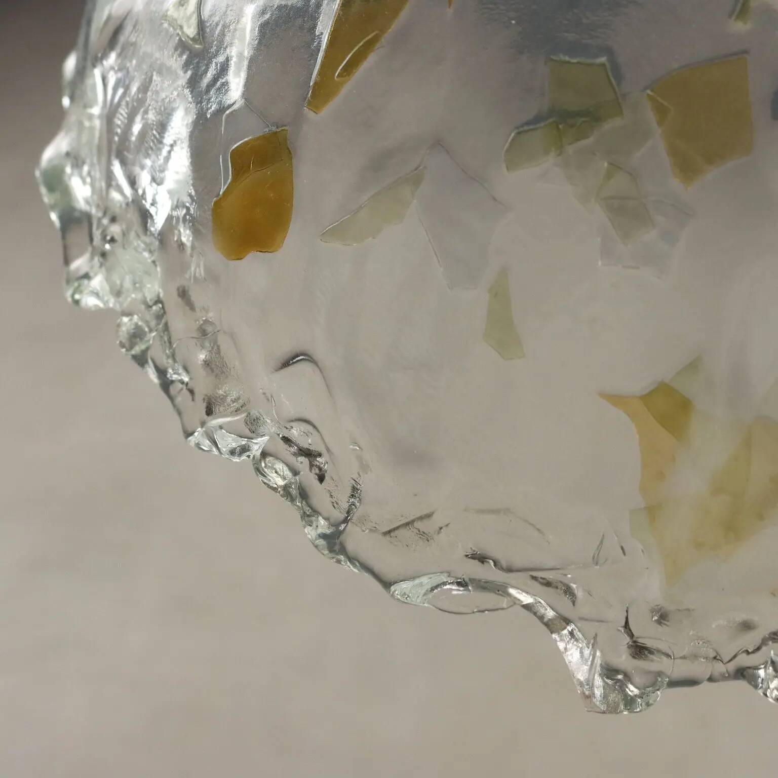 Vintage suspension in coloured and transparent glass from the 1970s.