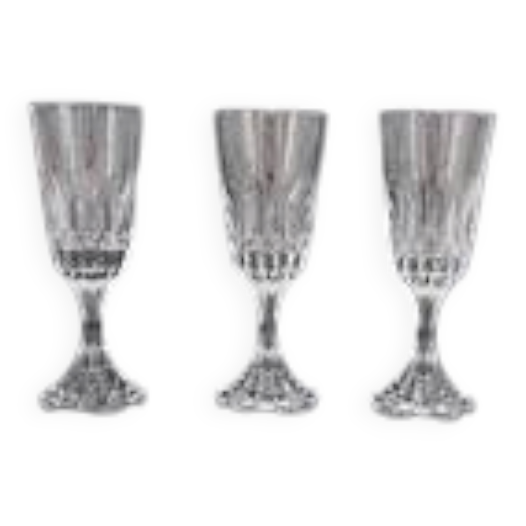 Baccarat Assas model, 3 wine glasses, crystal, signed, 17.9 cm, excellent condition.