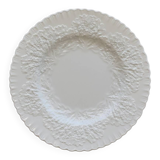 Spode Savoy dinner plate with embossed cabbage leaf pattern
