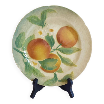 Assiette en majolique d'oranges par Keller & Guerin Saint Clément, France, années 1900.