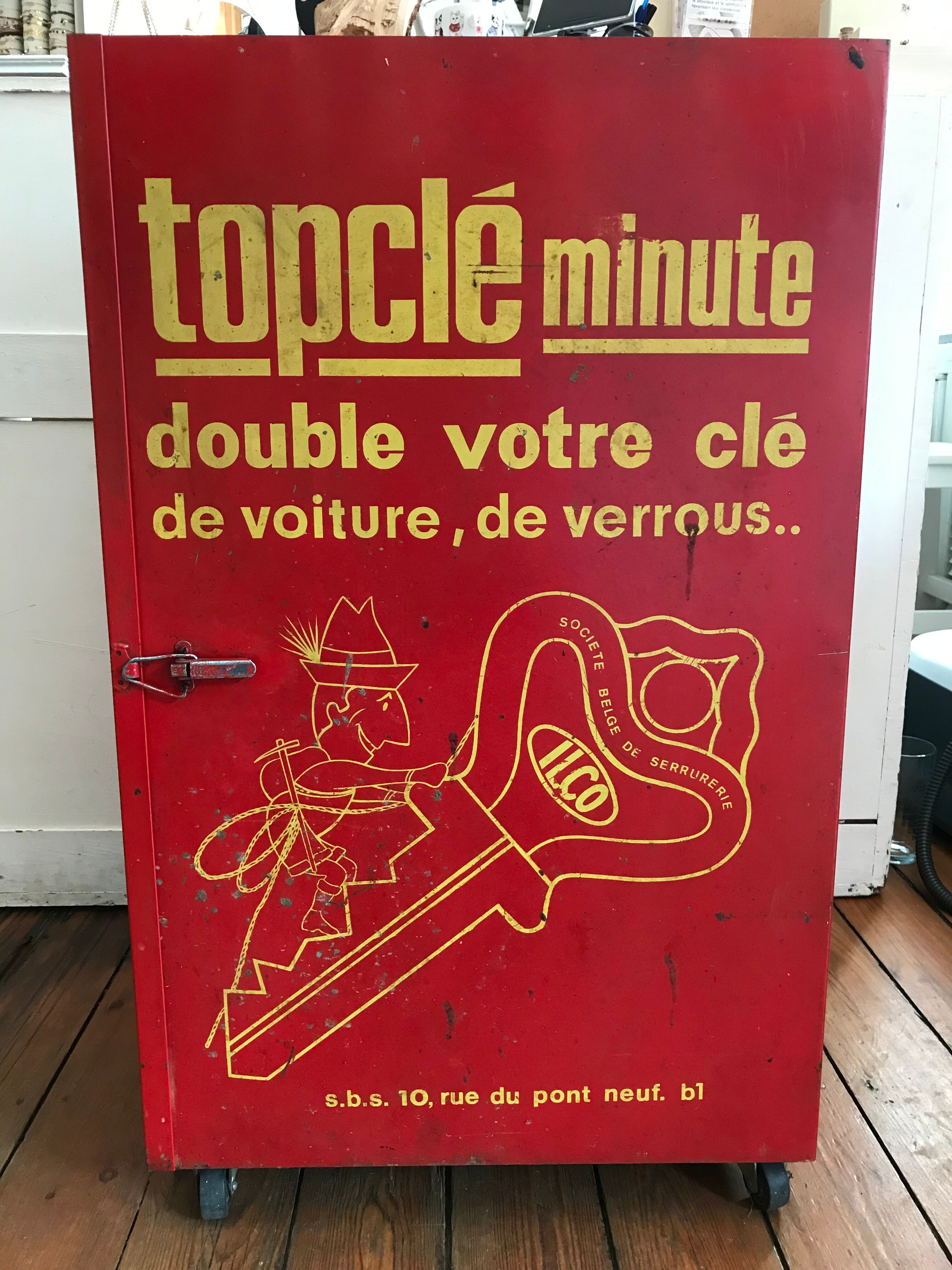 Industrial cabinet