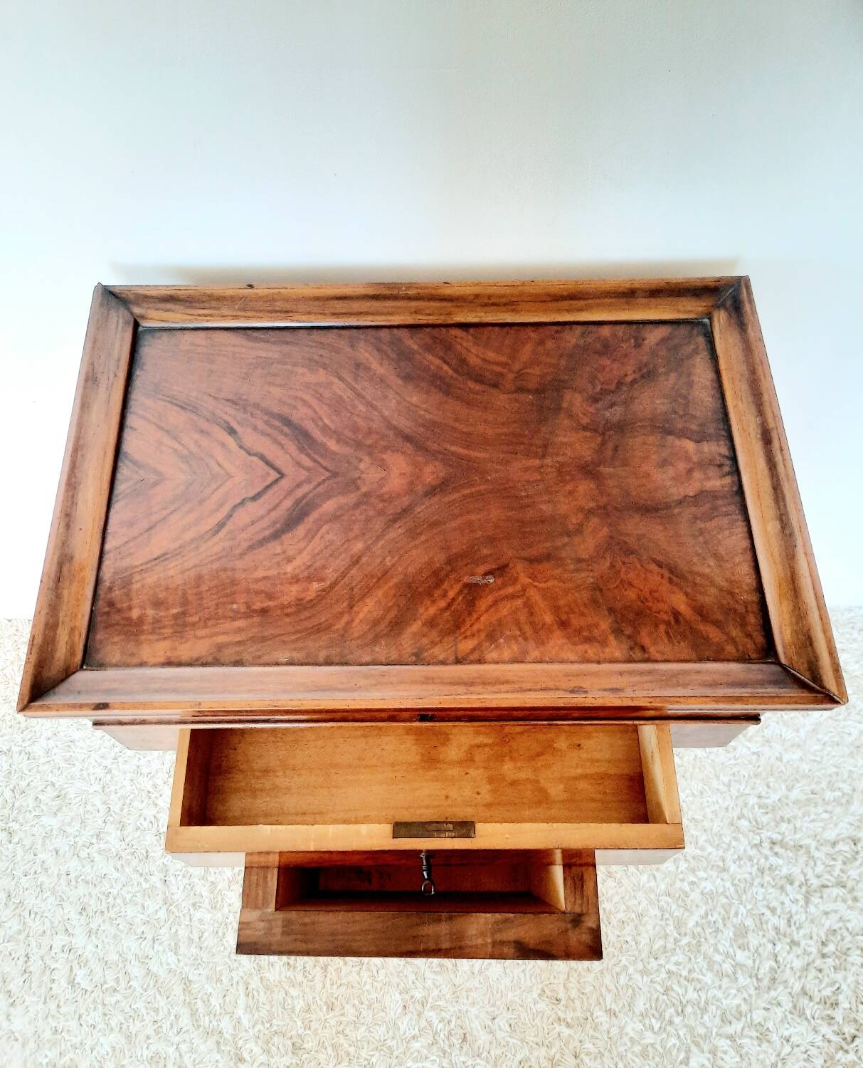 Small vintage cabinet/nightstand