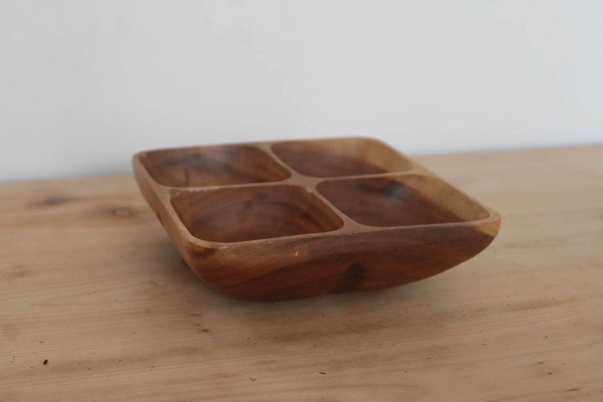 Vintage exotic wood aperitif platter – 4-compartment monkey pod style dish