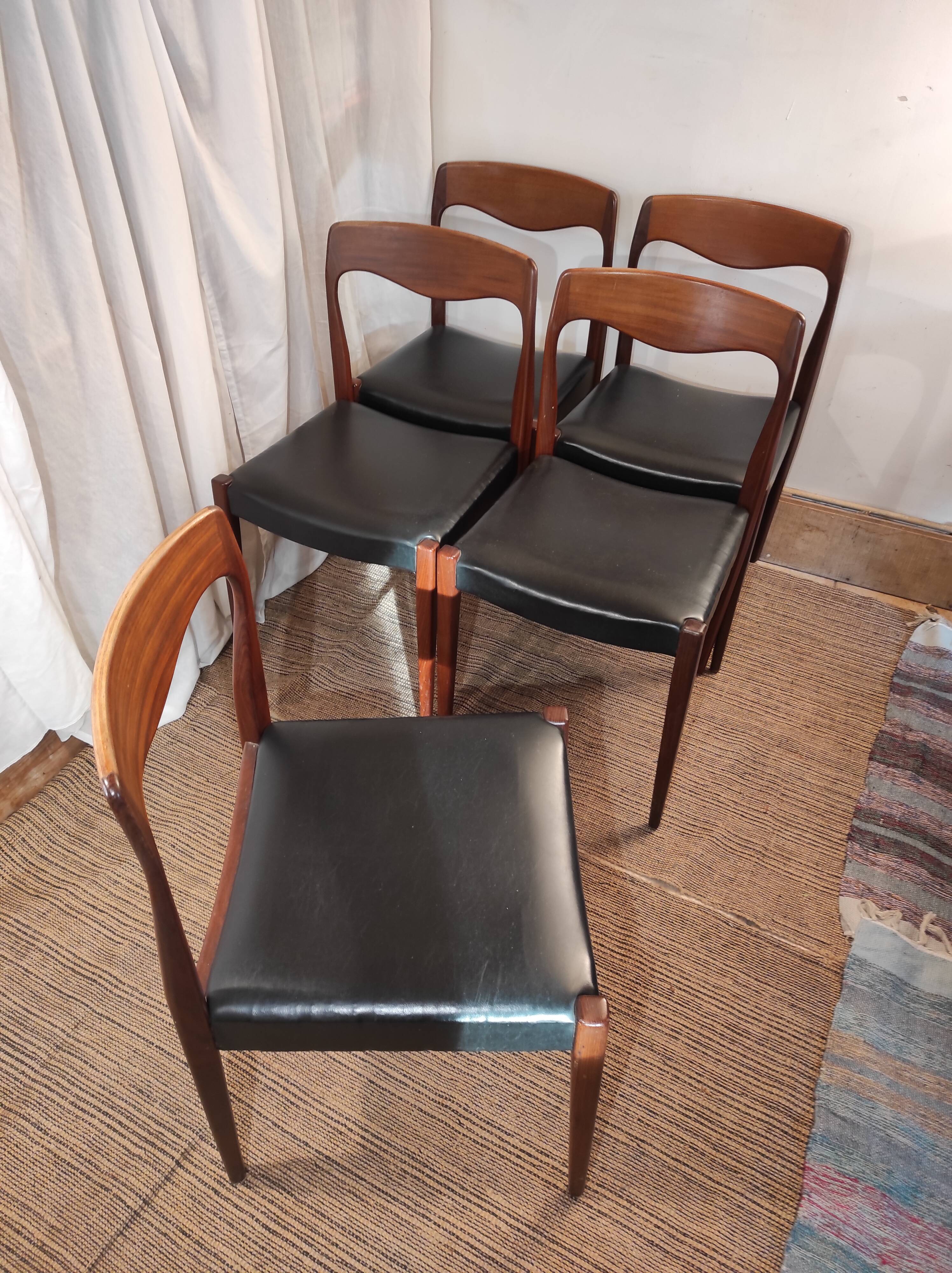 5 Scandinavian/Danish style chairs