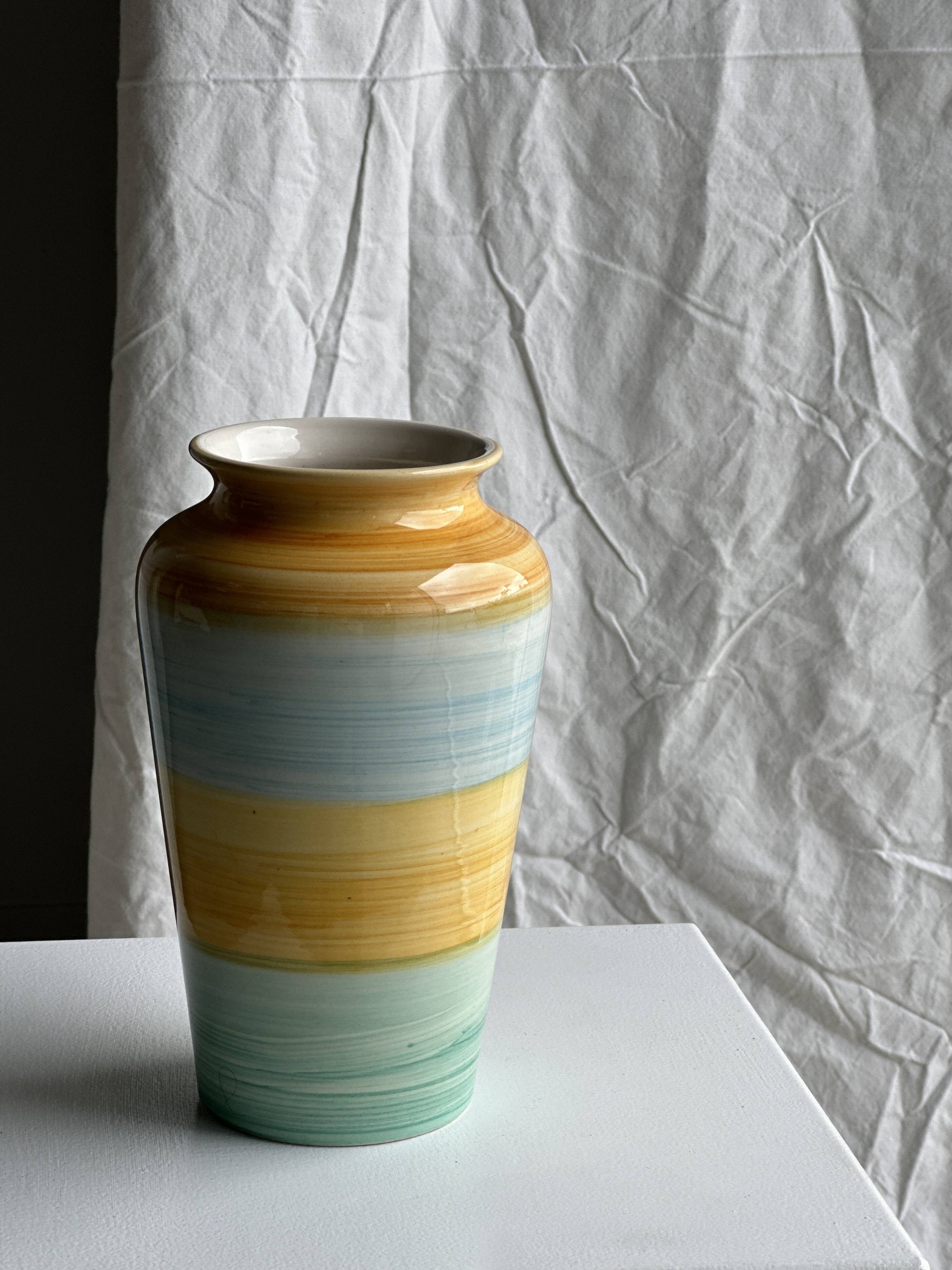 90s vase green, yellow, blue