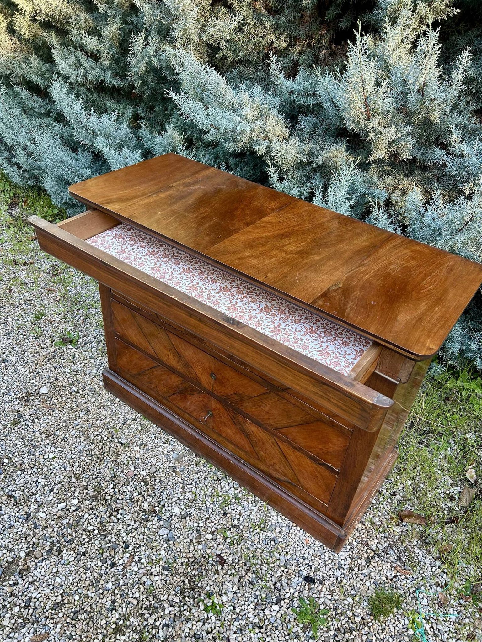 Commode à tiroirs Louis Philippe