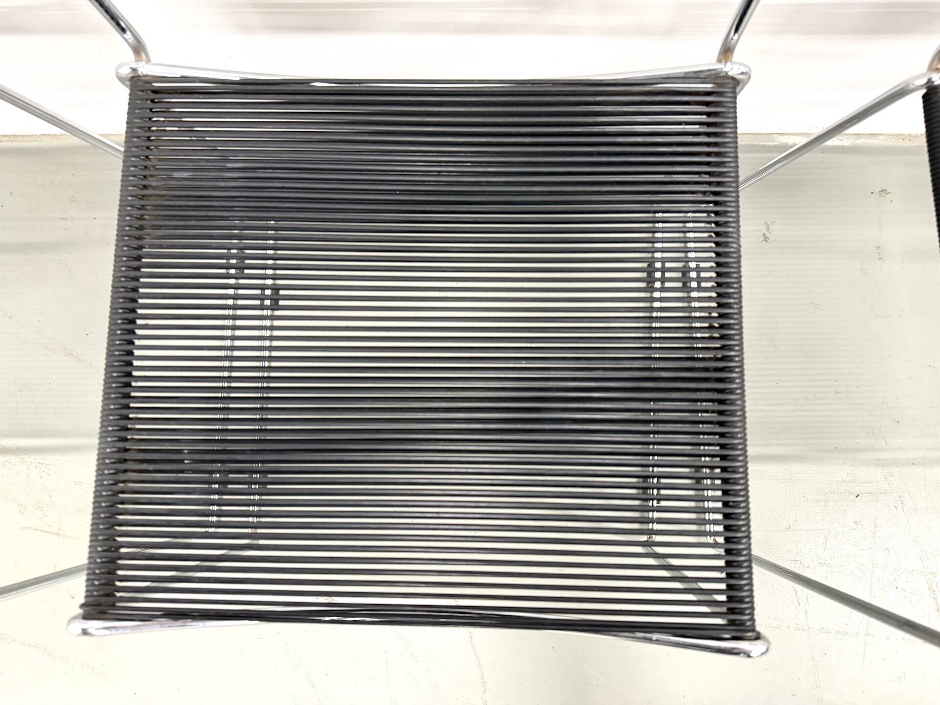 Set of 6 "Spaghetti" Chairs Italian Design 80s – Black & Chrome