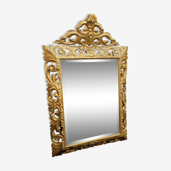 Italian mirror in carved and gilded wood