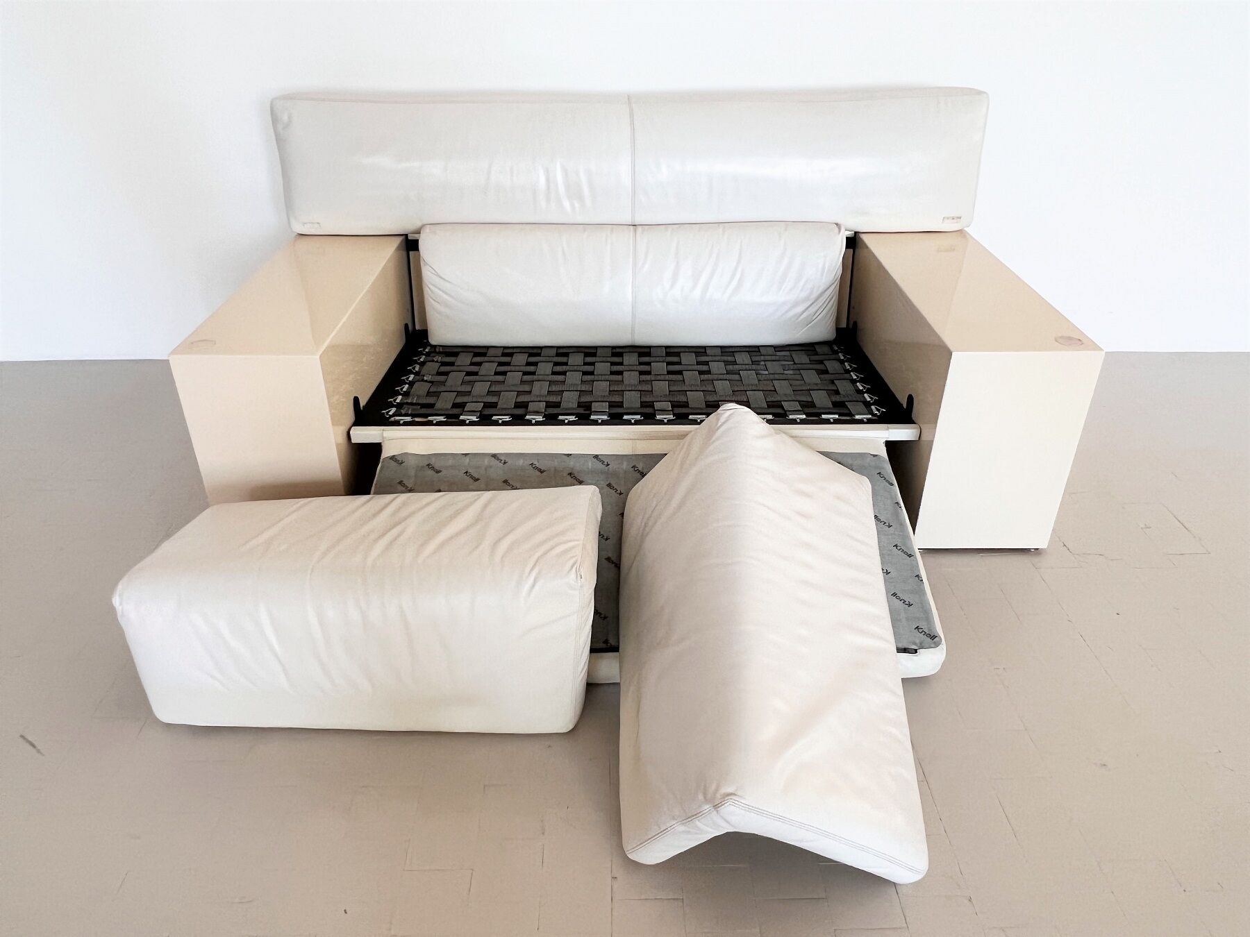 Cini Boeri two-seater sofa Knoll 'Brigadier'