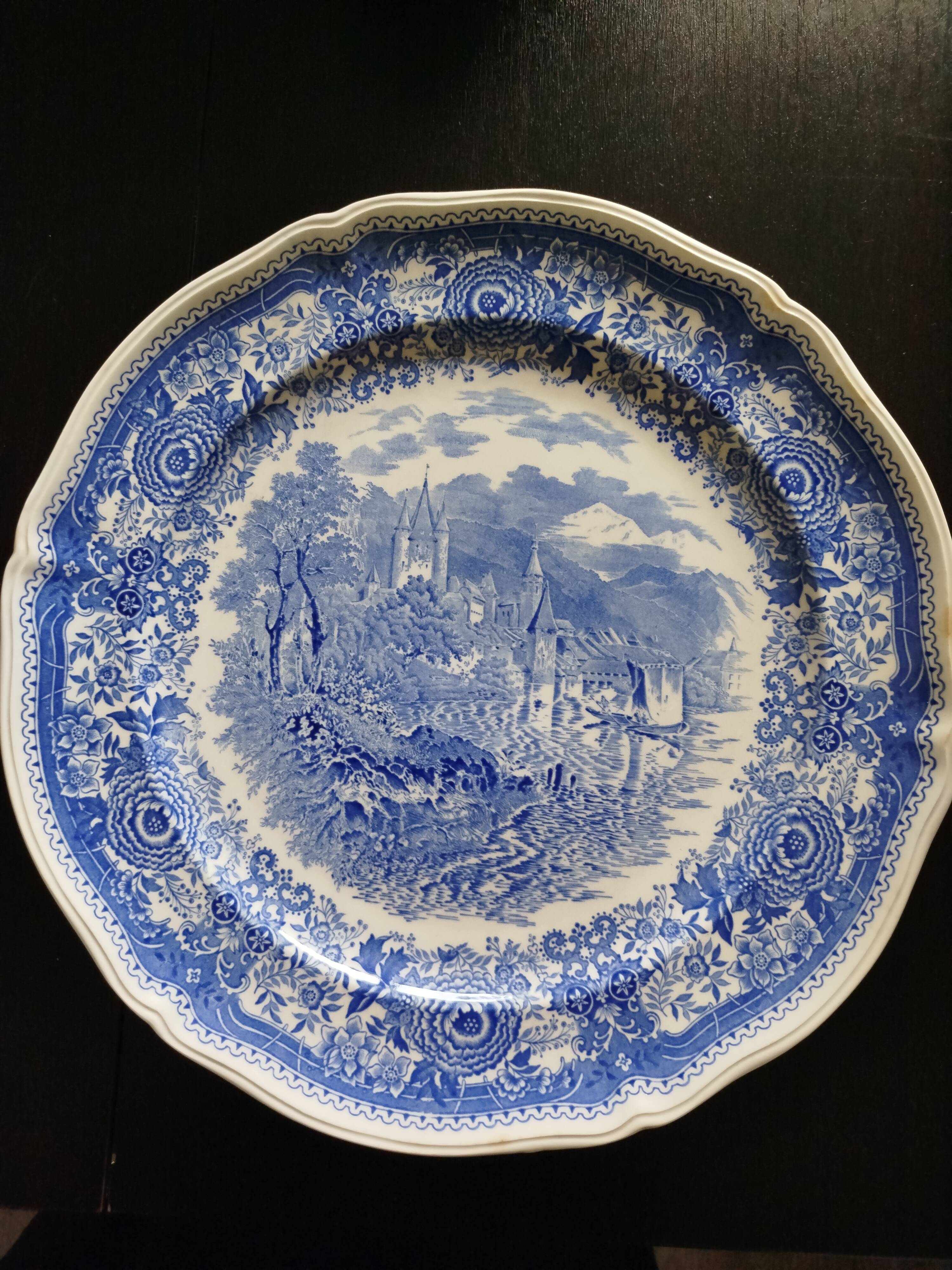 Soup tureen and dish Villeroy & Boch porcelain Burgenland edition