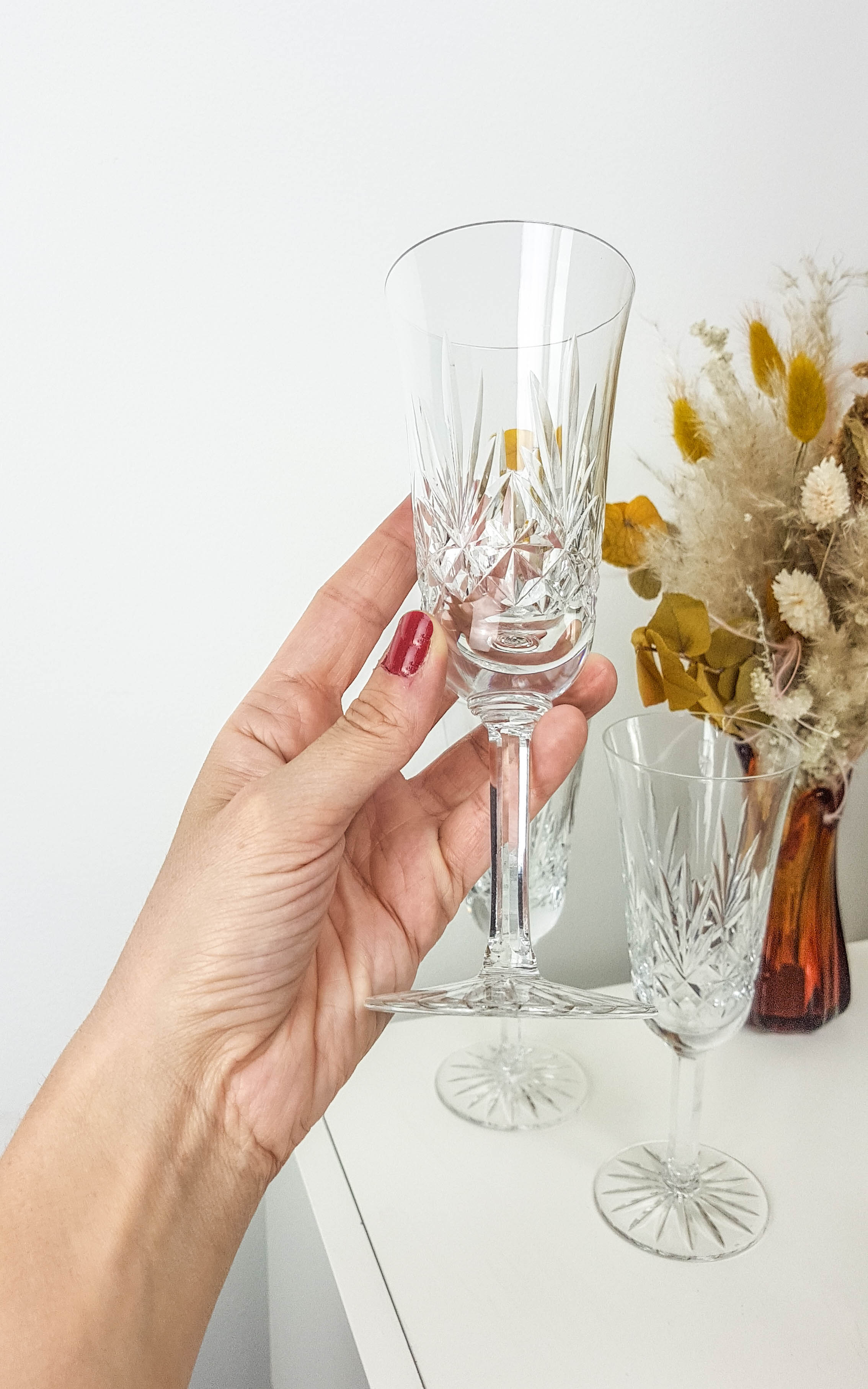 Lot of 6 chiseled crystal flutes