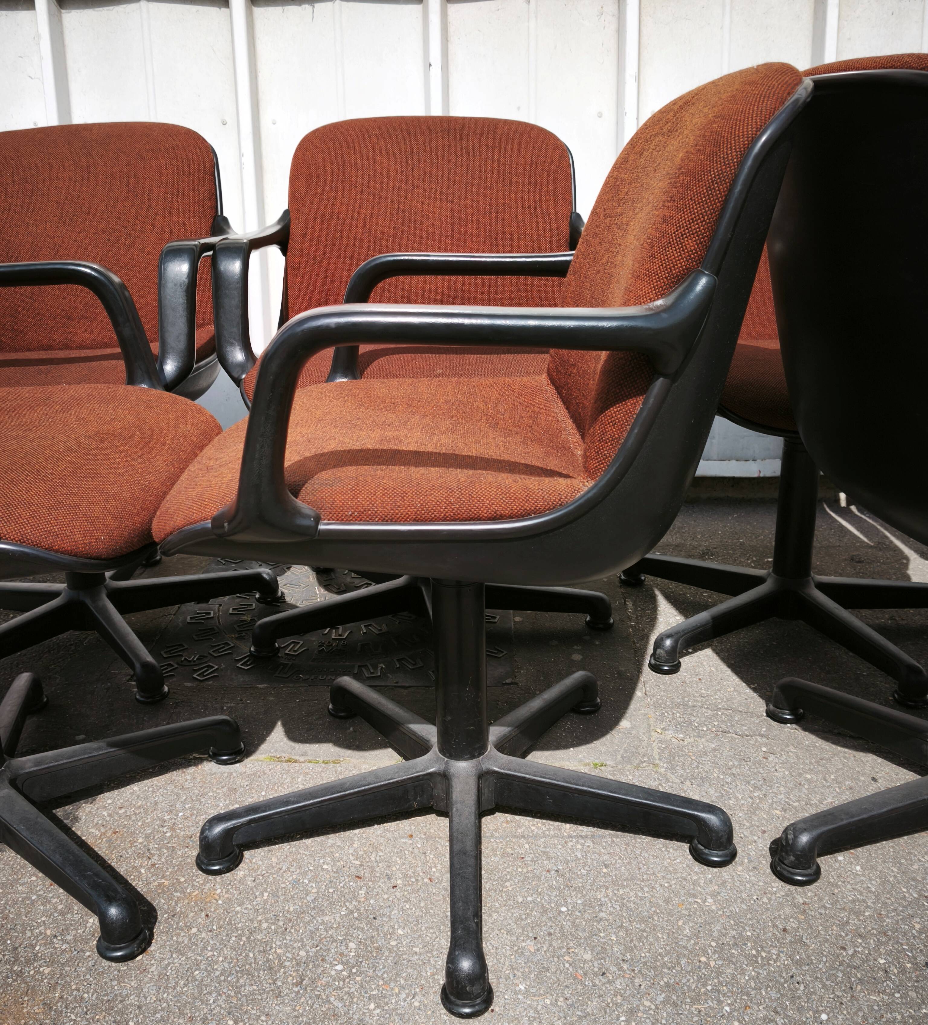 Suite de 8 fauteuil de bureau Comforto