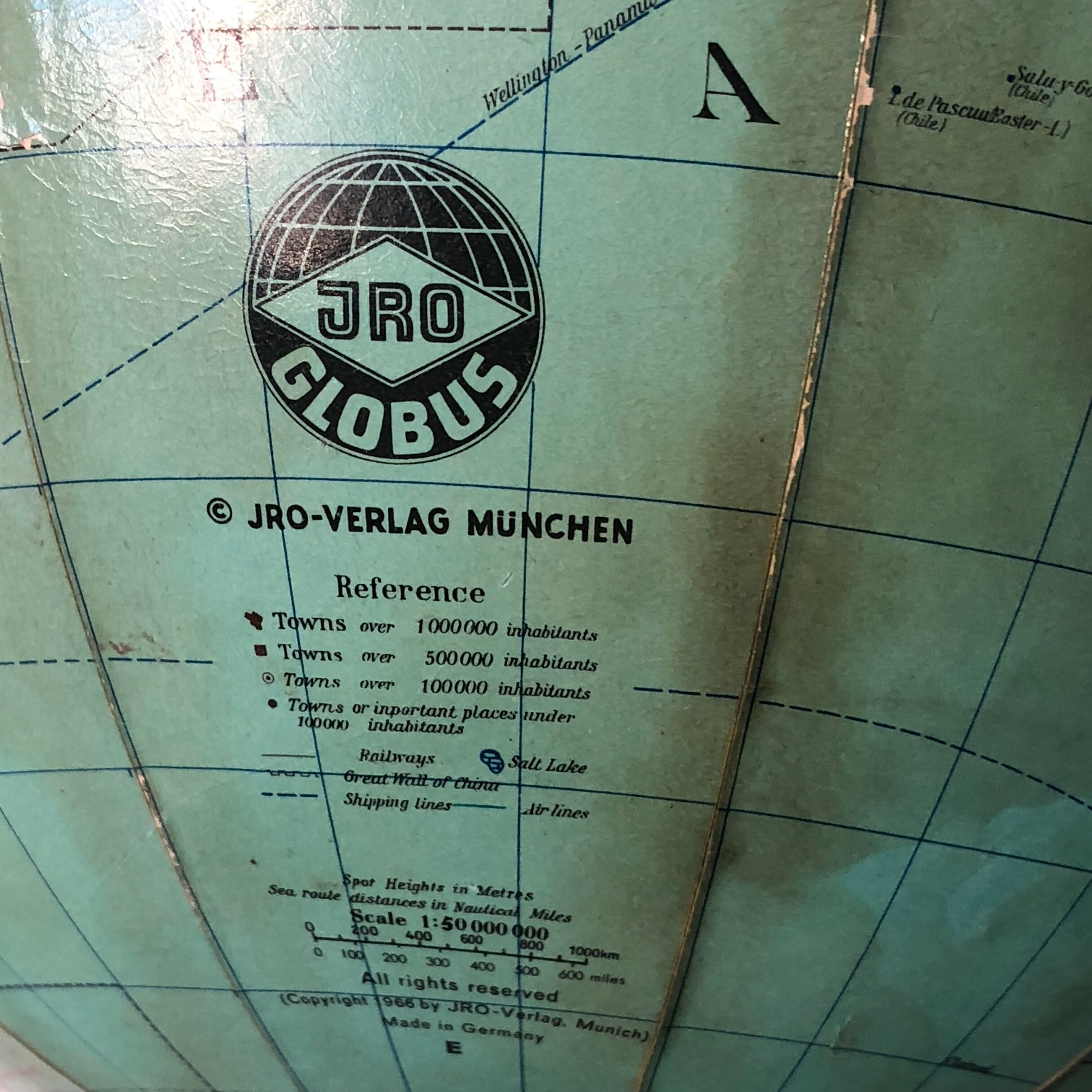 Globe jro globus vintage 1970