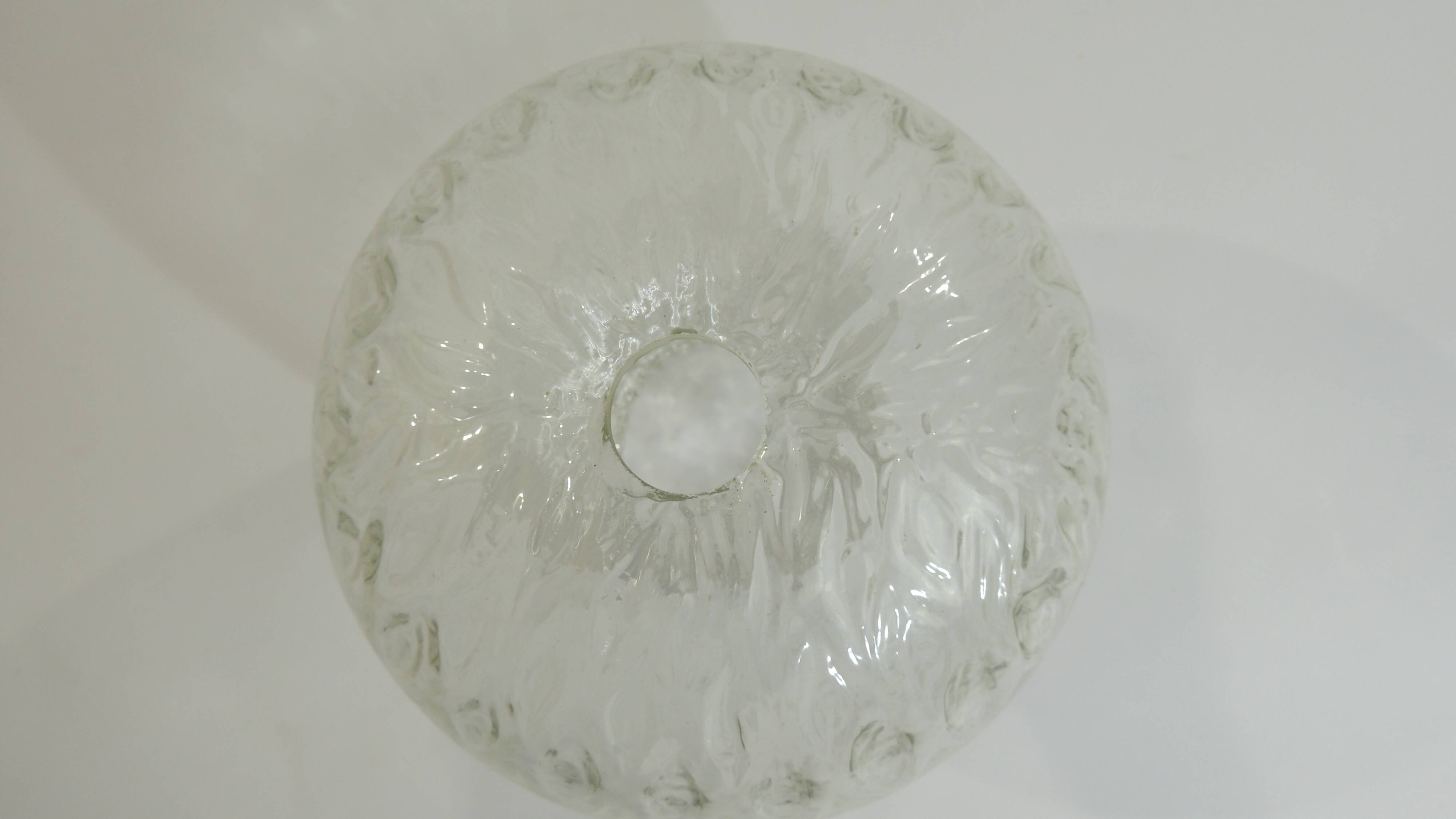 Set of 4 tulip globes vintage glass lampshades from the 70s-80s – Opaline b