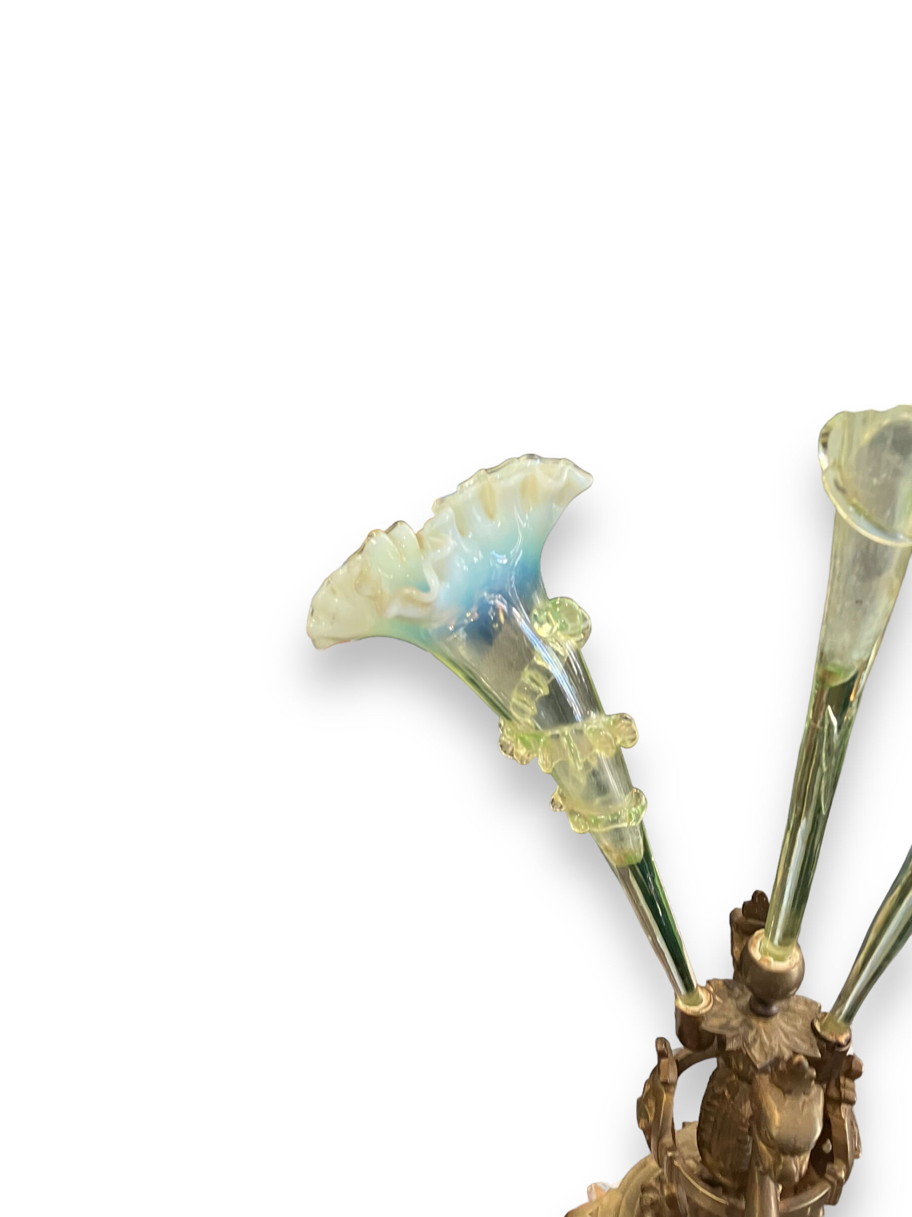 Tulip tree centerpiece in opalescent glass and bronze nineteenth