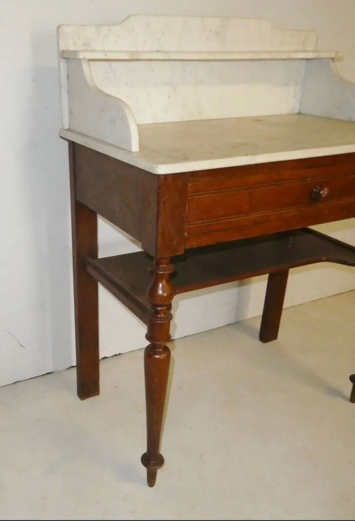 Toilet table - Hairdresser Louis Philippe