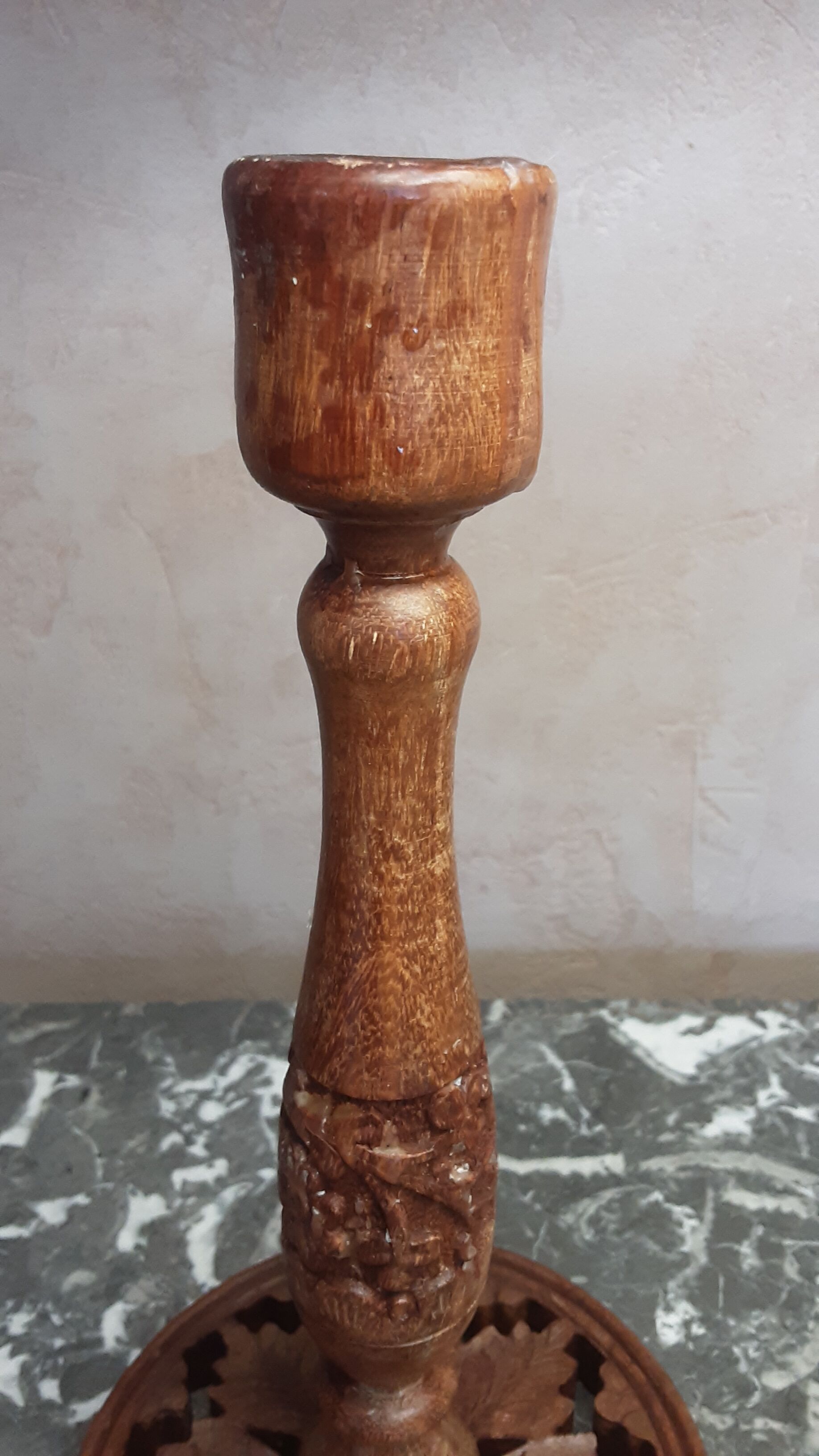 Lot 2 vintage wooden candlesticks
