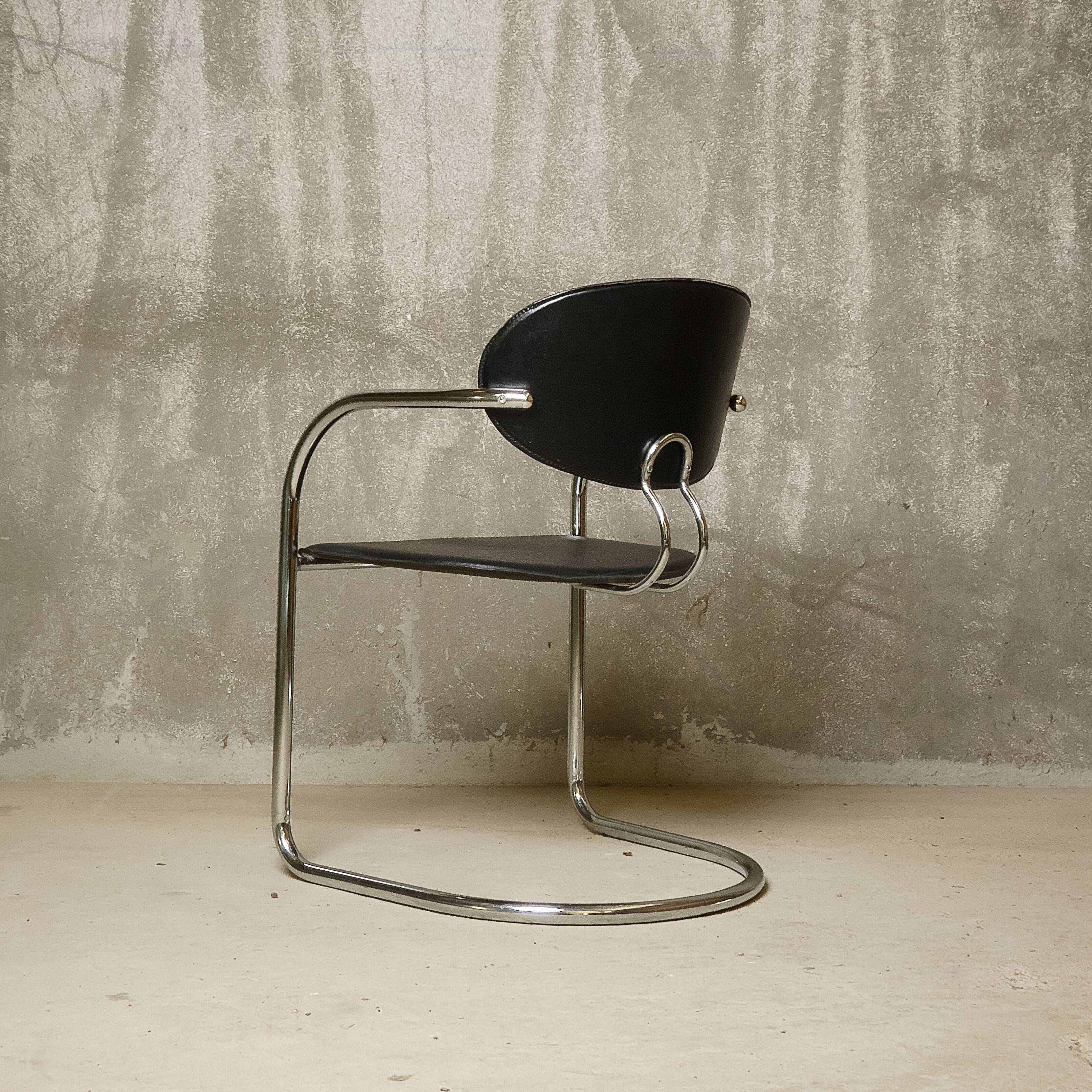 Effezeta (attributed) - Suite of eight cantilever armchairs - c. 1980 - Italy