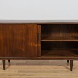 Petit buffet en teck de P. Hundevad pour Hundevad & Co., Danemark, années 1960