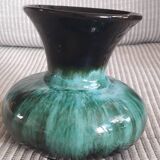 Vintage vase signed bmp canada