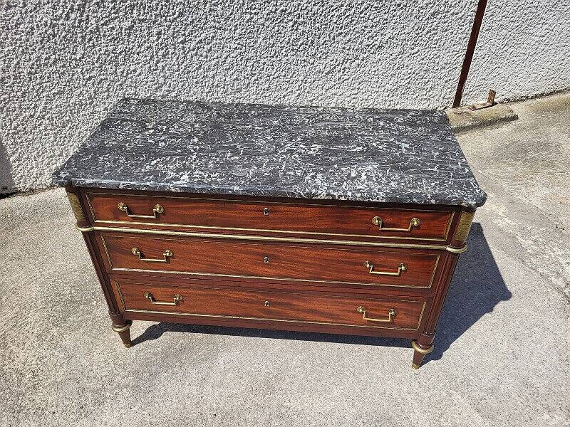Louis xvi mahogany chest of drawers with 3 drawers from the 19th century