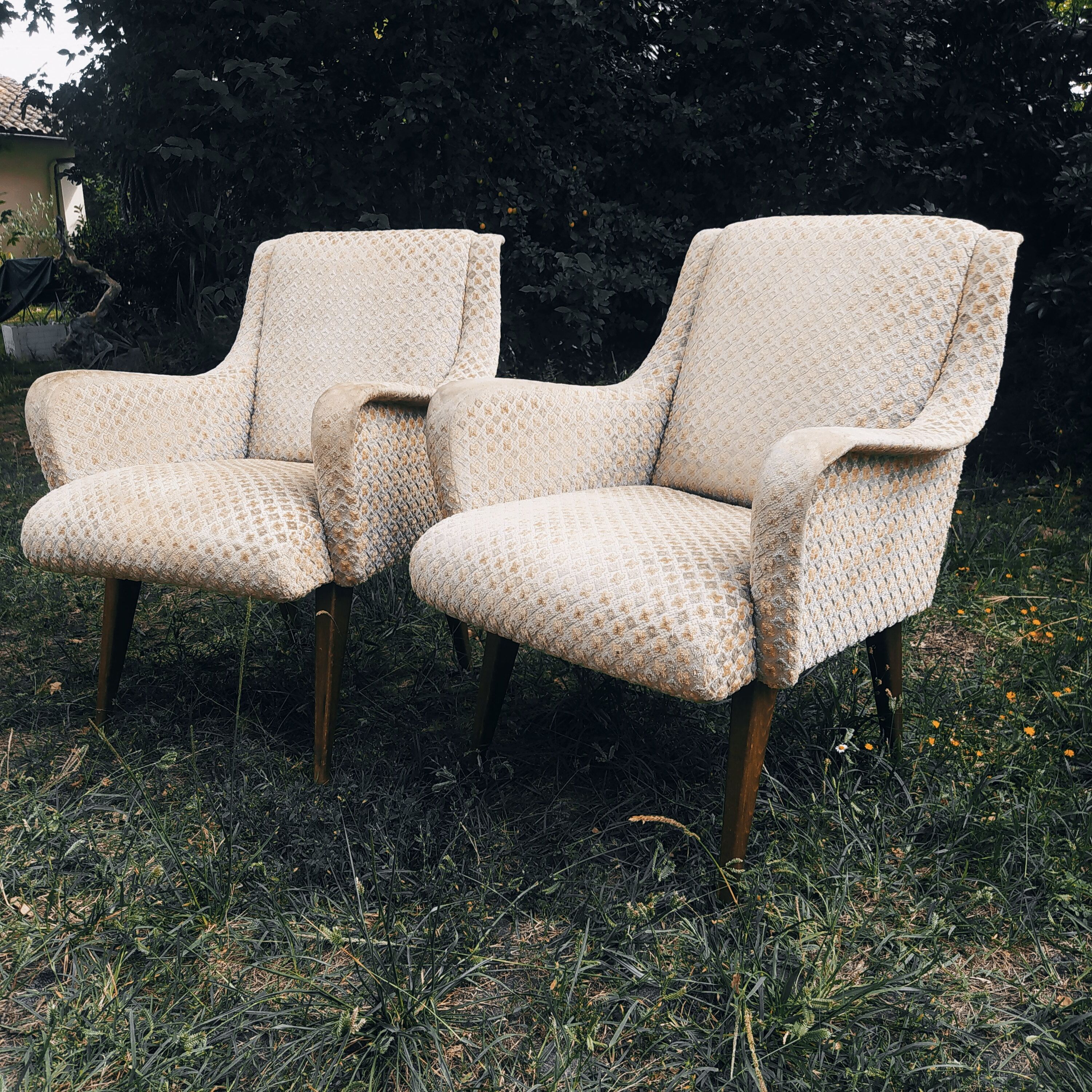 Pair of vintage armchairs 1950 armrests in wave