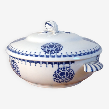 St Amand tureen