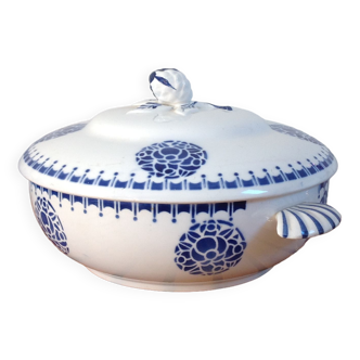 St Amand tureen