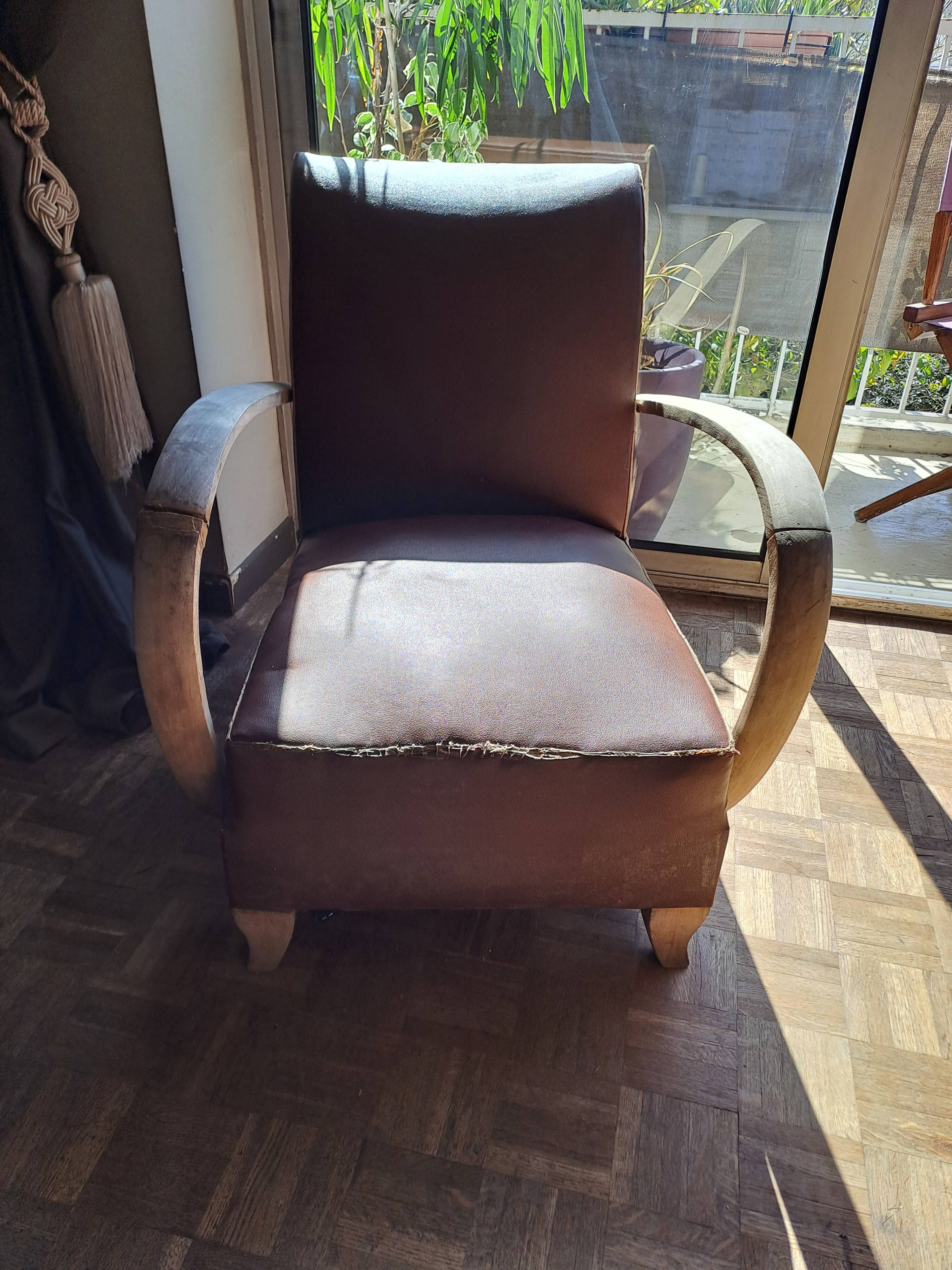 Fauteuil cuir art déco 1930 base bois