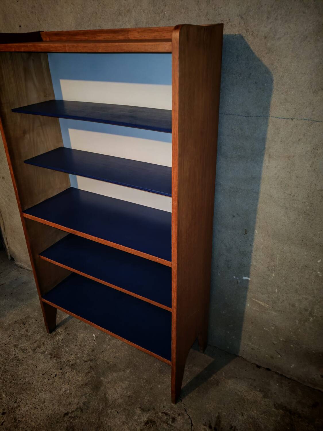 Perriand-style bookshelf unit