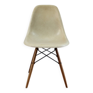 chaise eames DSW Herman