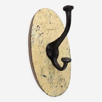 Solid teak coat hook with 1 double cast iron hook