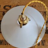 White opaline suspension