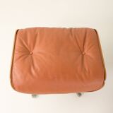 Fauteuil lounge avec repose-pieds en cuir aniline, conçu par Charles et Ray Eames