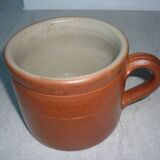 Bonny stoneware pot with handle