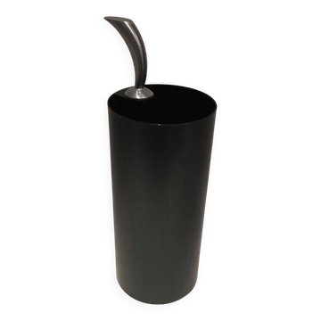 "Golf" umbrella stand in black plastic and chrome