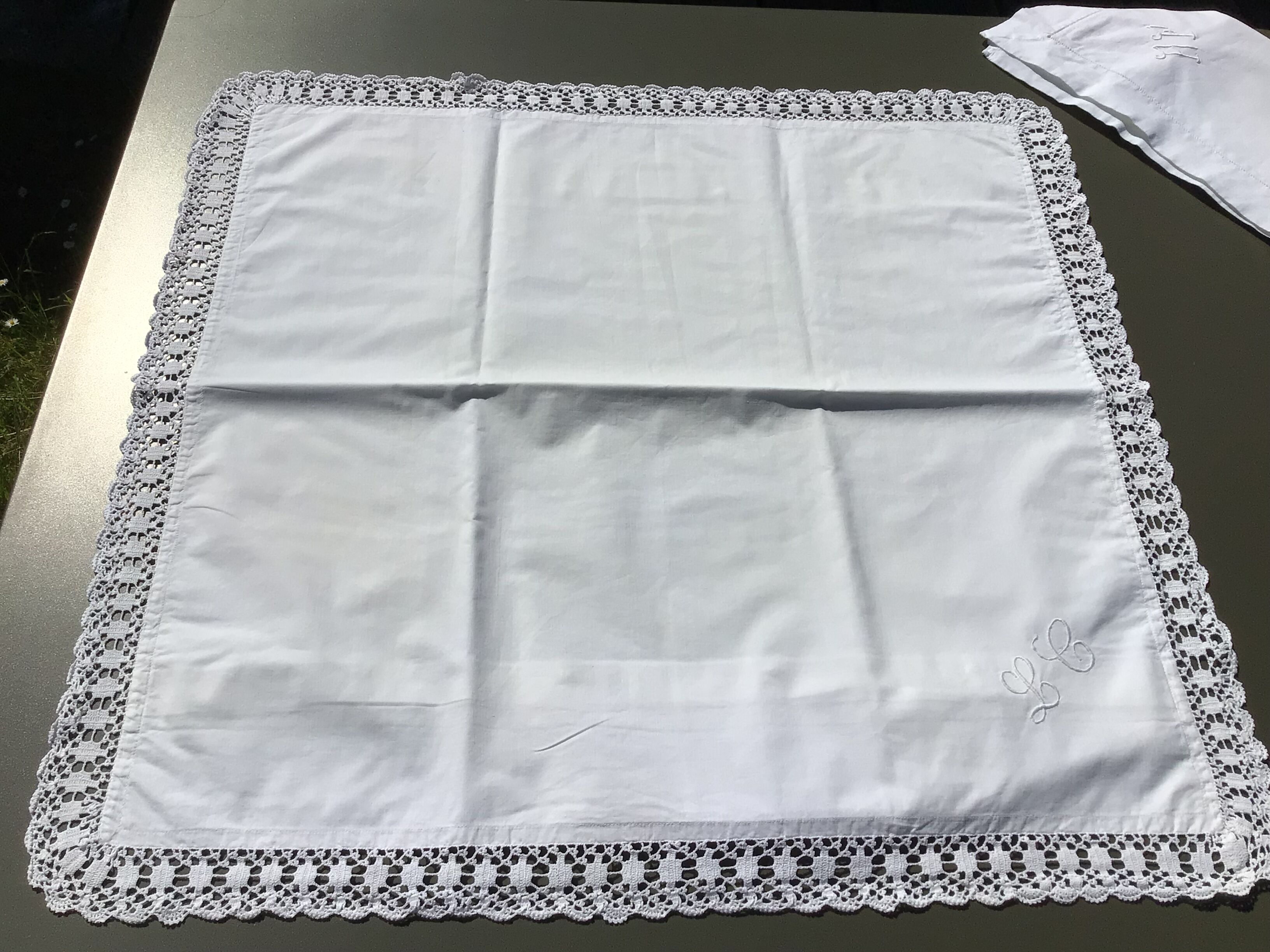 Monogram pillowcase LC edge crochet width 4cm