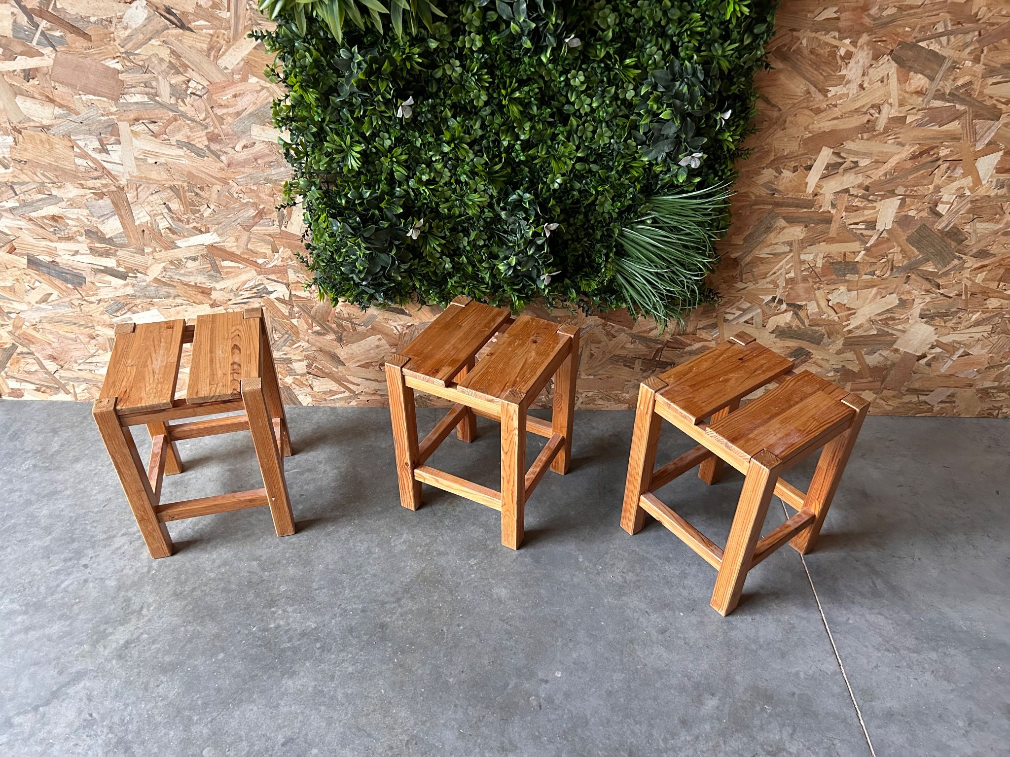 set of 3 stools in the style of the Perriand arches, in rush