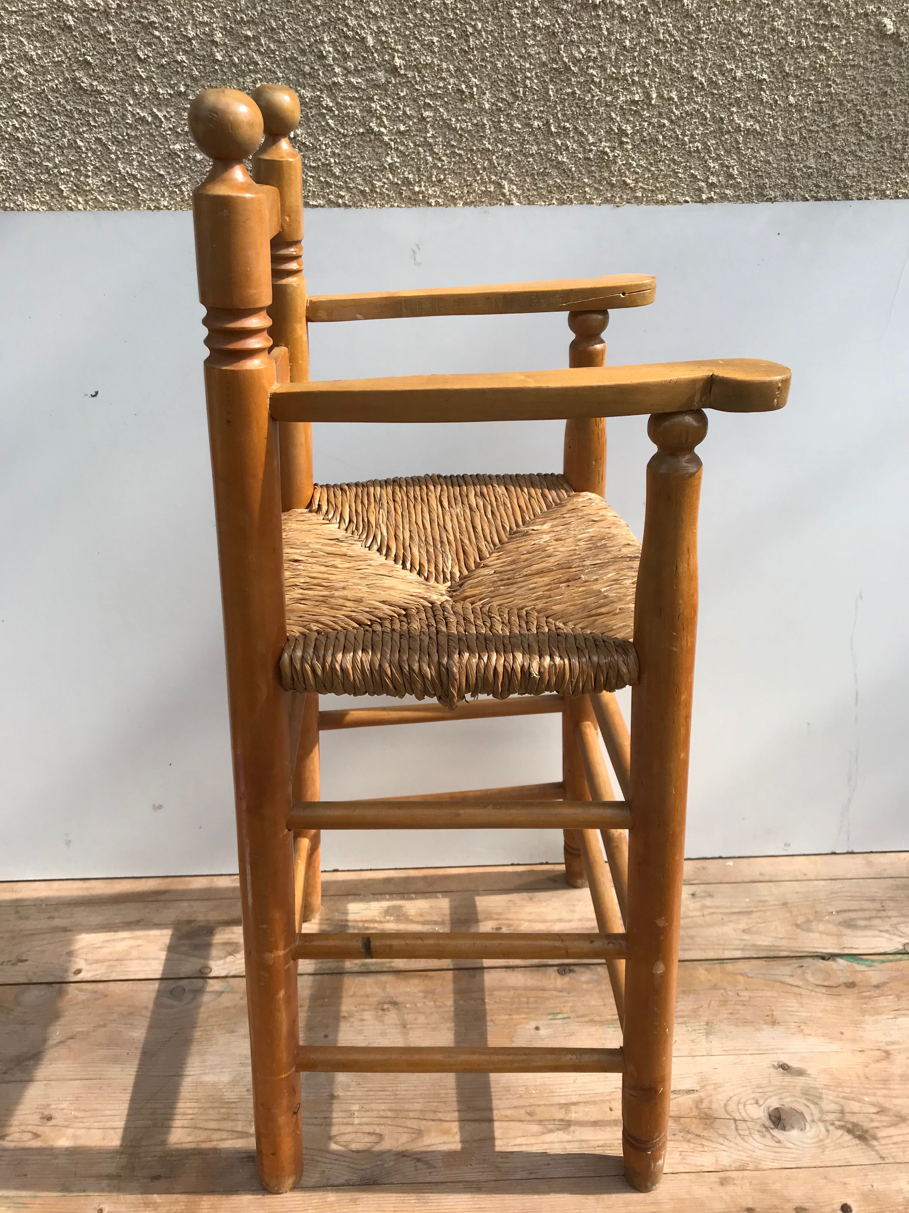 Chaise haute ancienne enfant années 50 en bois & paille vintage  Selency