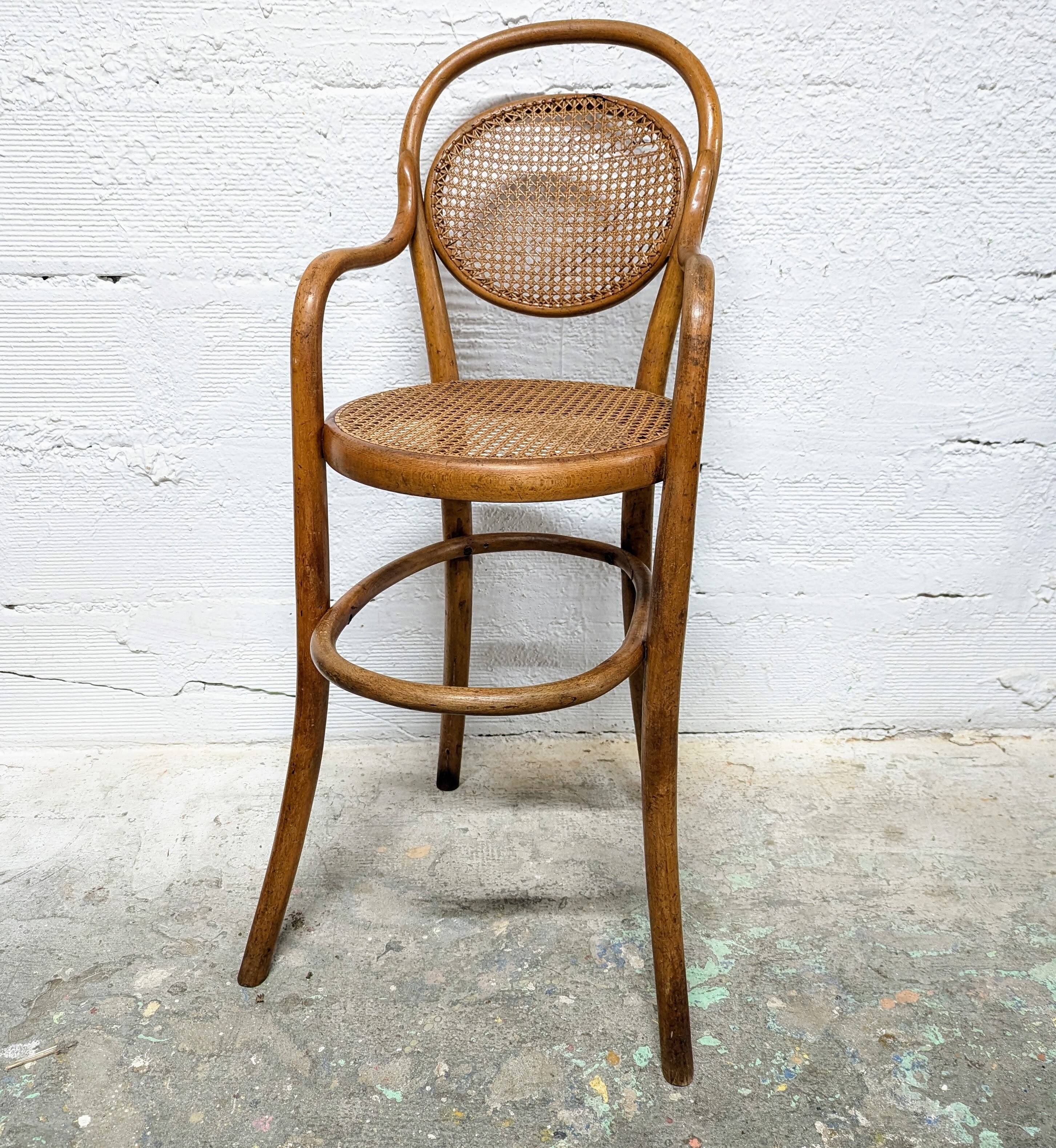 Chaise haute d'enfant Thonet