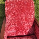 2 Art Deco armchairs in red velvet and wood