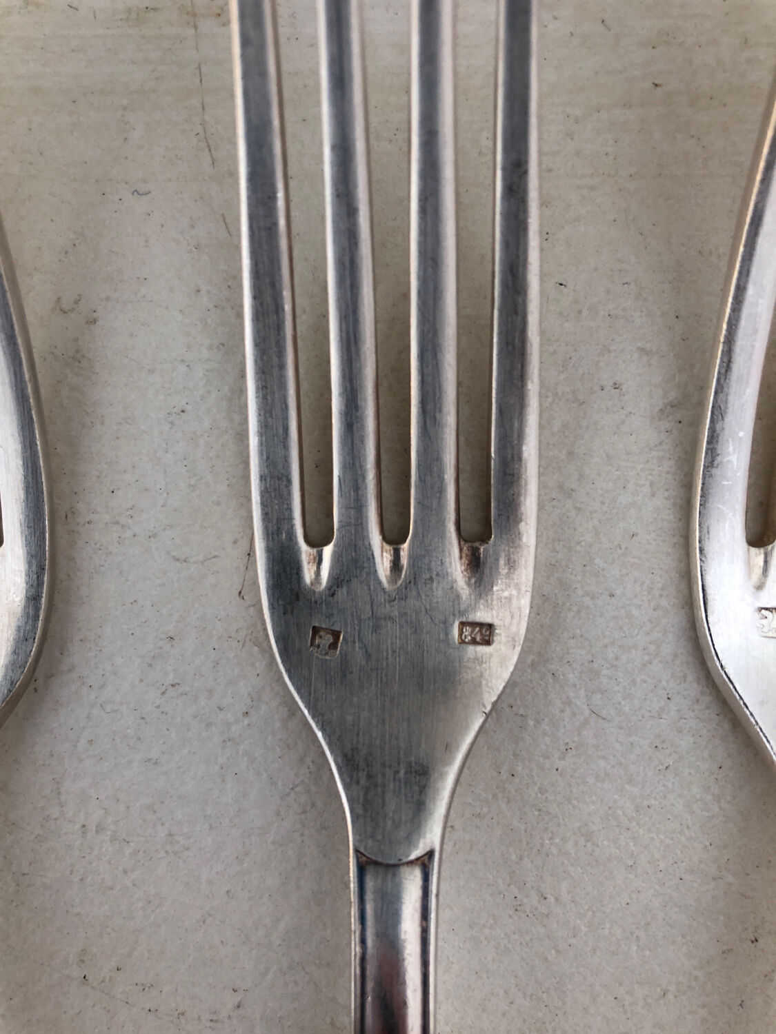 6 silver metal forks, 1930