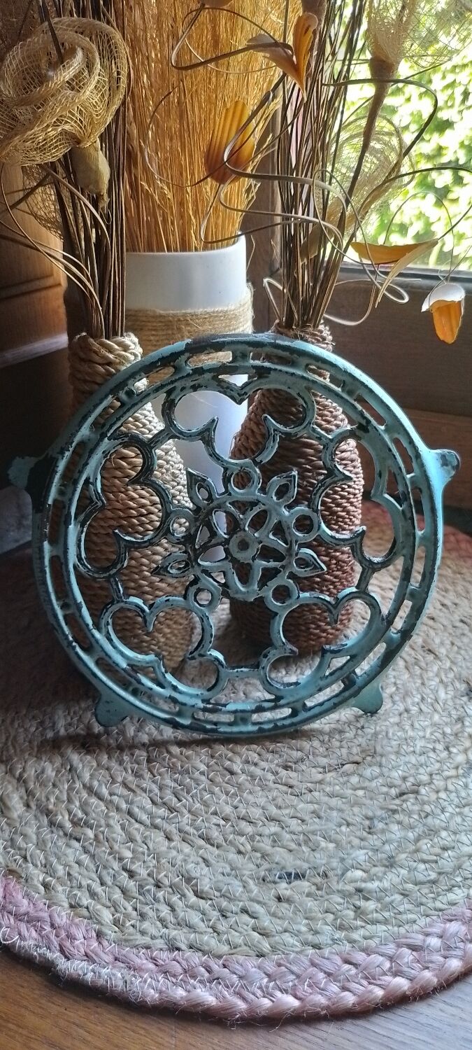 Vintage cast iron triflies