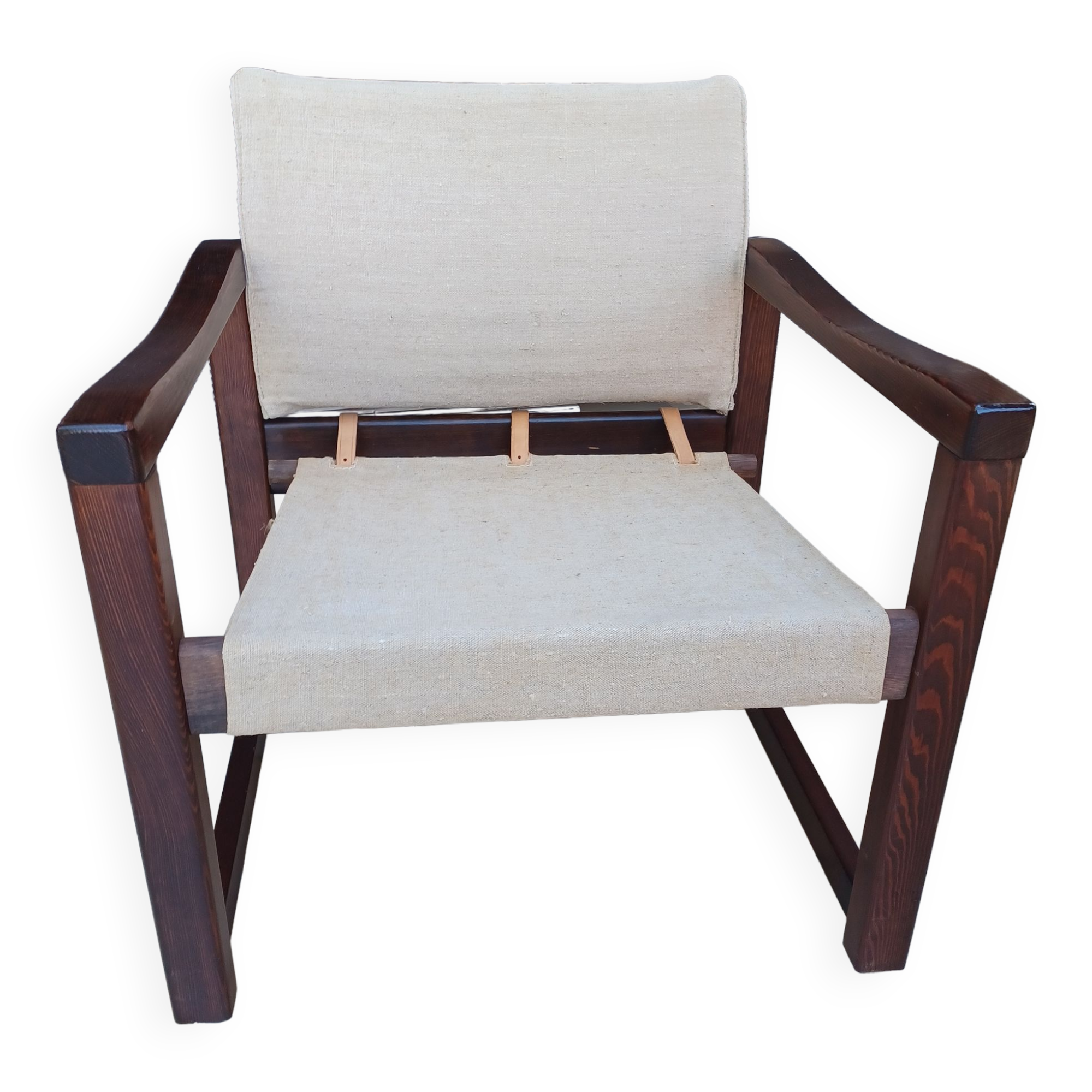 Diana safari armchair by Karine Mobring