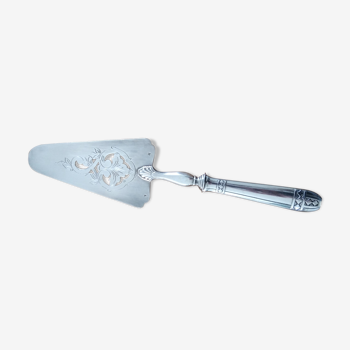 Art Deco silver cake shovel in its case